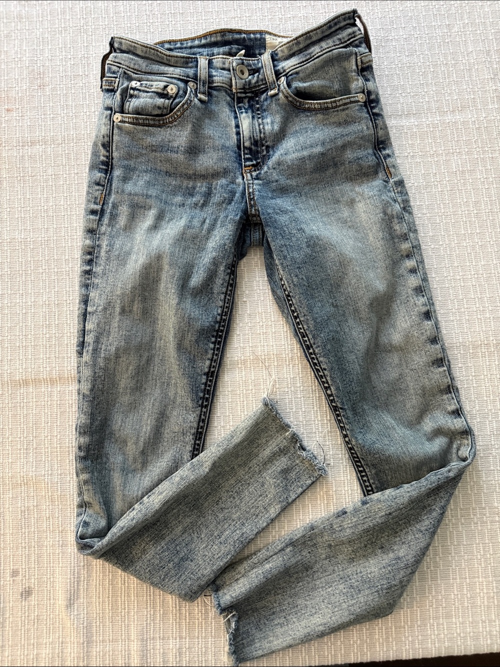 Women’s Skinny Light Blue Washed Jeans